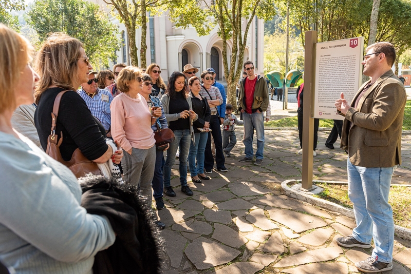 Os locais elencados so capazes de contextualizar a histria da vila, em seus aspectos econmico, social, poltico e cultural