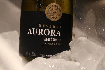 Aurora Reserva Chardonnay Alcana 90 Pontos e Ilustra Guia da Vinitaly